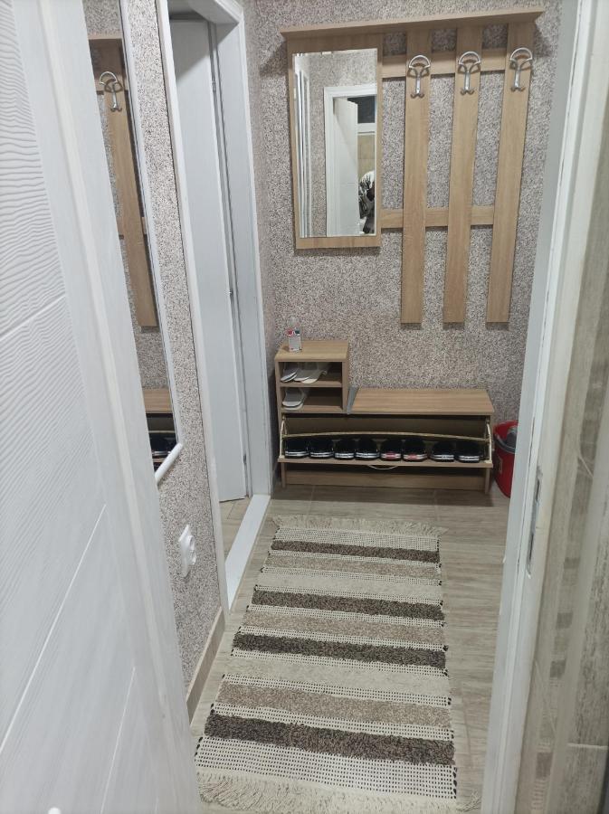 Apartmani Marija Zemun Zemun Polje Exterior foto